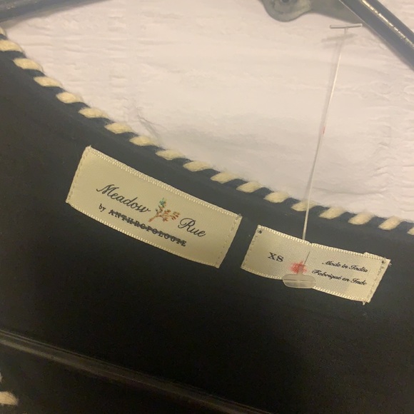 Never worn anthropology XS dress - Picture 2 of 3